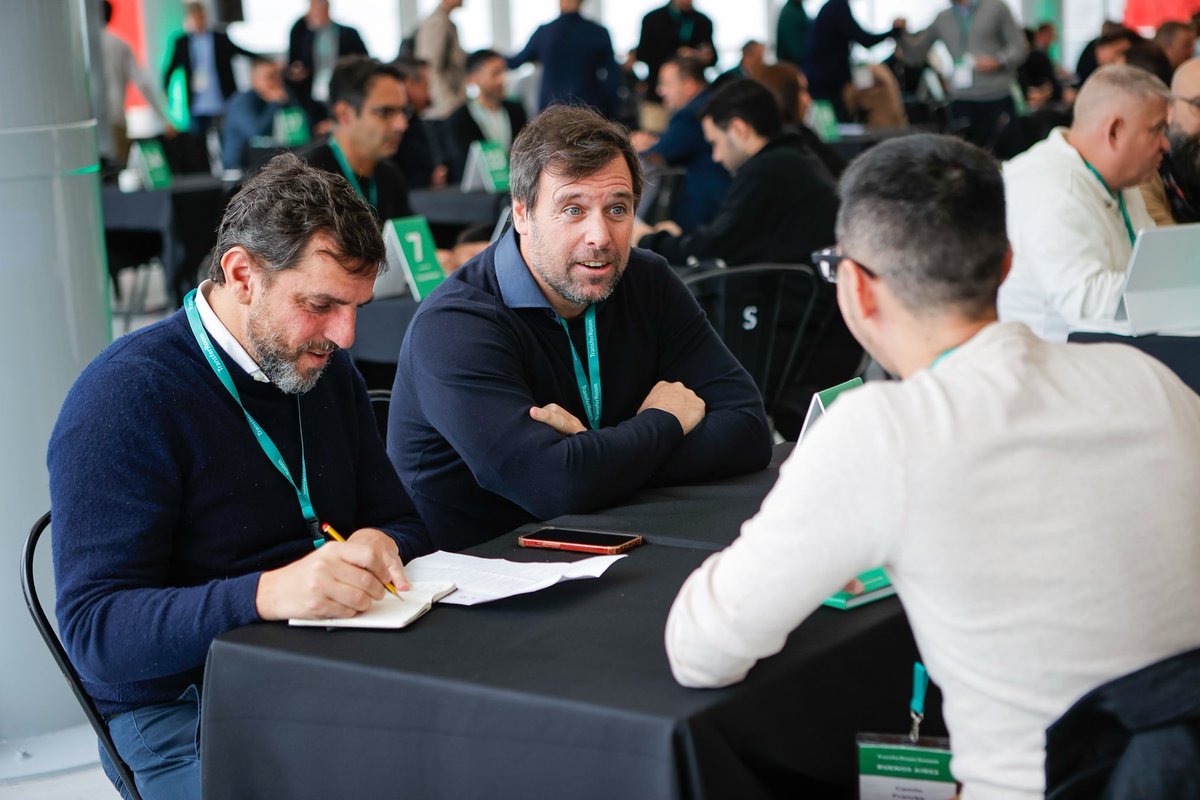 transferroom's tweet photo. That's a wrap on the #TransferRoomSummit at @RiverPlate's iconic stadium. ๐๏ธ
๐ 120+ clubs
๐ 20+ agencies
๐ค 1000+ meetings
โ๏ธ 2 days of game-changing connections.
Thank you to everyone who made it possible. See you at the next one. ๐ https://t.co/sF5bQatfsm