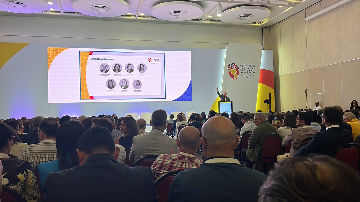Guillermina Esperon (@guilleresperon) on Twitter photo Acto apertura #CongresoSIAC
Dr Baranchuk <a href="/adribaran/">Adrian Baranchuk MD FACC FRCPC FCCS FSIAC</a>
Siempre con tanta dedicación y pasión por la Sociedad Interamericana <a href="/SIAC_cardio/">SIAC</a>
Gracias por tus palabras para todo el equipo <a href="/cifacah/">Consejo Interamericano de Falla Cardíaca e HP</a> Acto apertura #CongresoSIAC
Dr Baranchuk <a href="/adribaran/">Adrian Baranchuk MD FACC FRCPC FCCS FSIAC</a>
Siempre con tanta dedicación y pasión por la Sociedad Interamericana <a href="/SIAC_cardio/">SIAC</a>
Gracias por tus palabras para todo el equipo <a href="/cifacah/">Consejo Interamericano de Falla Cardíaca e HP</a>