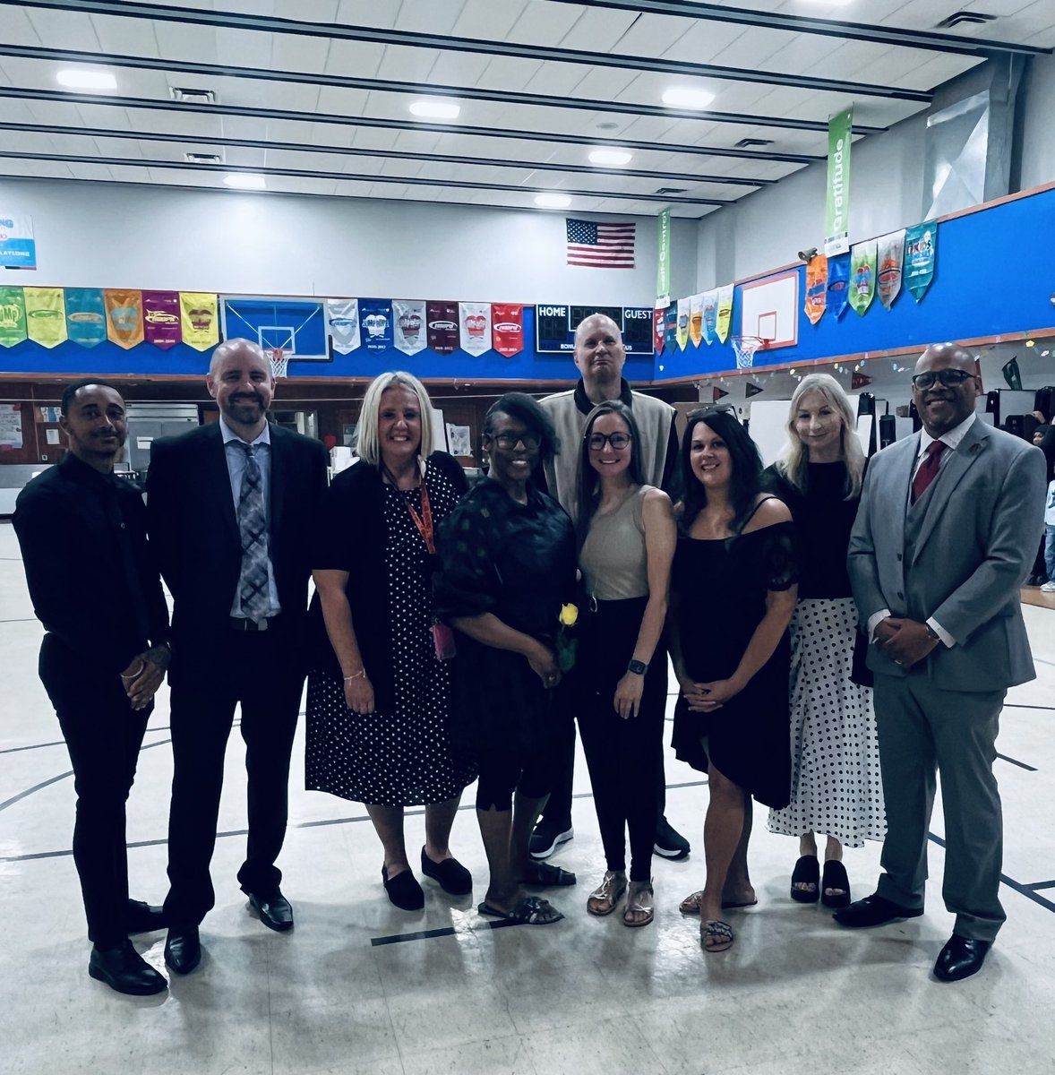 CoachZele_'s tweet photo. It’s been *quite* the year but together, we made it through. I’m proud of the work we were able to accomplish and the growth and success we got to see our kiddos achieve this year. It’s been one for the books! Year 13 out, 14 loading 🪫 https://t.co/qqDFs6Y8Ej