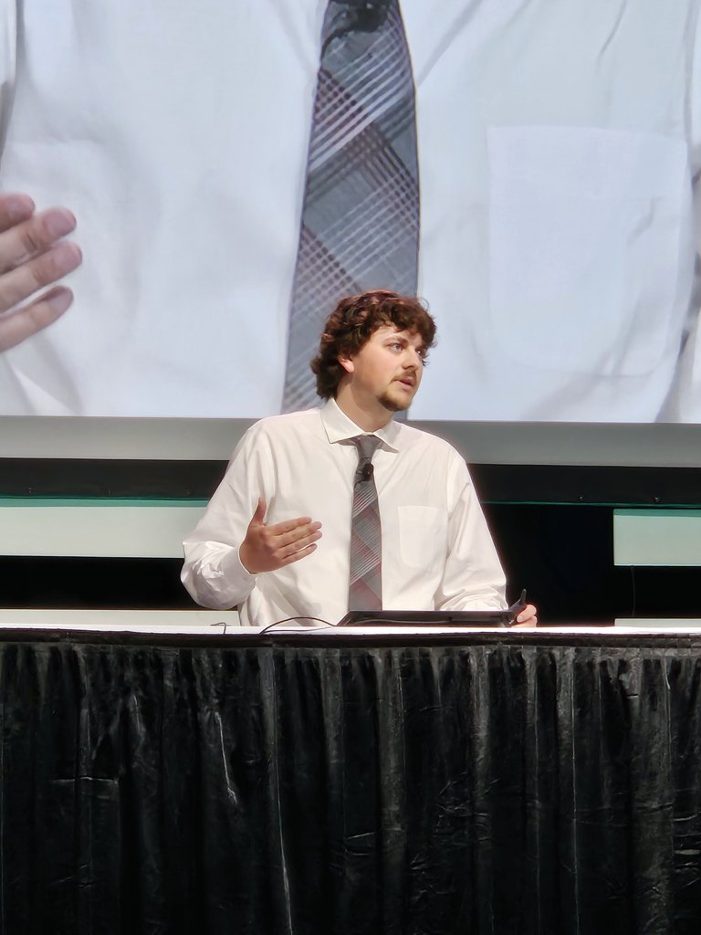 Ge_Lab_UW's tweet image. #ASMS2025 Fantastic talks today from Andrew and Holden! Great job!