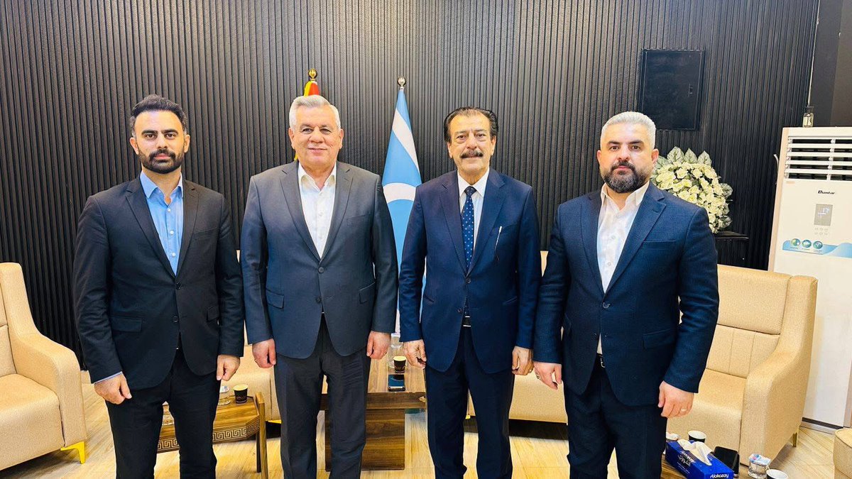 Irak Türkmen Cephesi Genel Başkan Yardımcısı Heytem Muhtaroğlu, eski milletvekili Niyazi Mimaroğlu ve ITC Kerkük Meclis Üyesi Ahmet Remzi ile Fuzuli Kültür Merkezi’nde bir araya gelerek Türkmenleri ilgilendiren son gelişmeleri konuştuk.