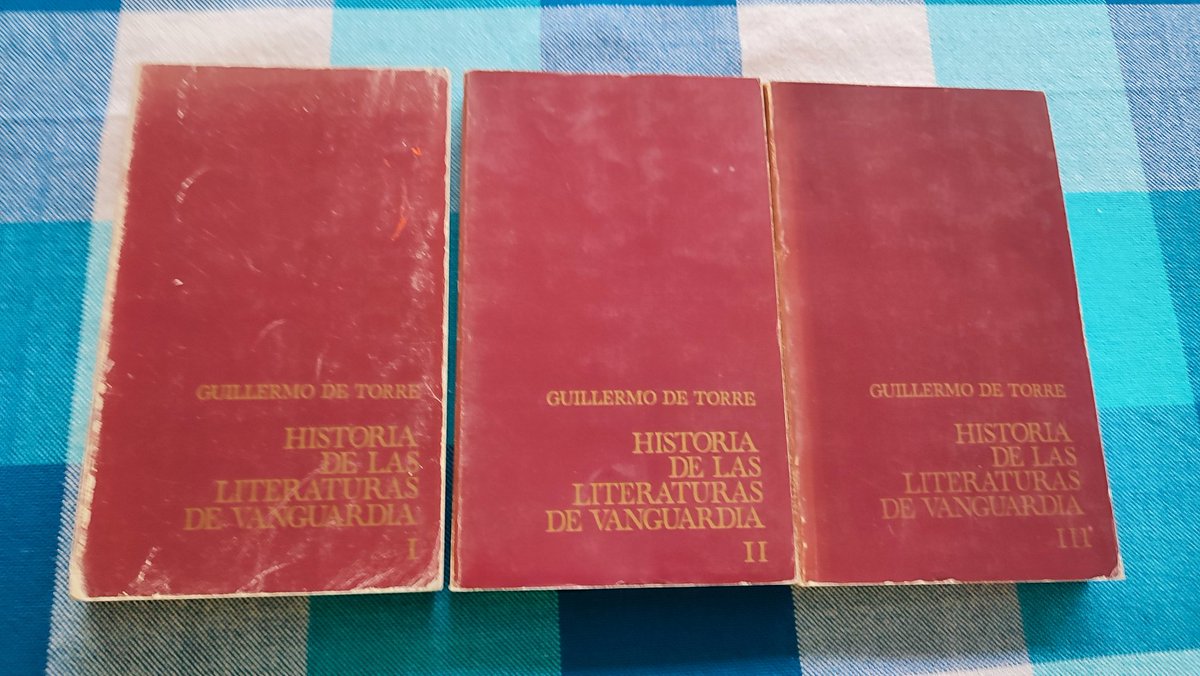 Los tres tomos 500 pesos + 60 pesos de envío a todo México por correo registrado.