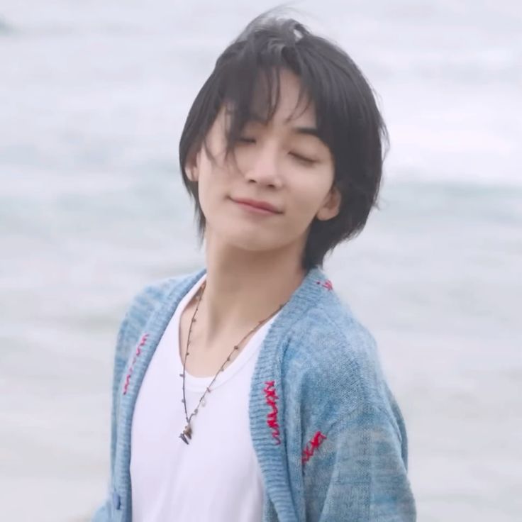 cherry_1_004's tweet image. 어떻게 사람이 이렇게 생겼을까..😻