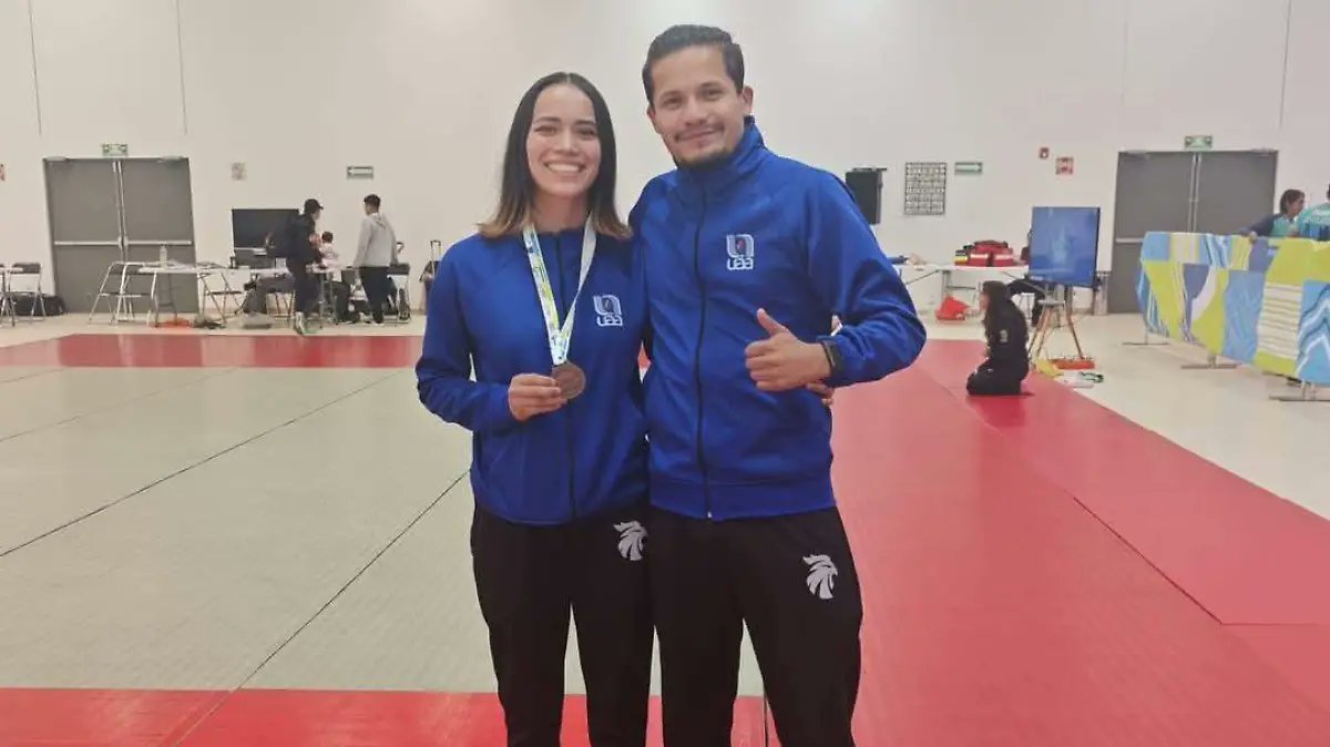 🥋🥉 ¡Orgullo universitario! Daniela Pérez pone en alto a la UAA al conquistar el bronce en judo en la Universiada 2025.

🟠 LEE LOS DETALLES: tinyurl.com/2nm47ev2

📸 UAA
