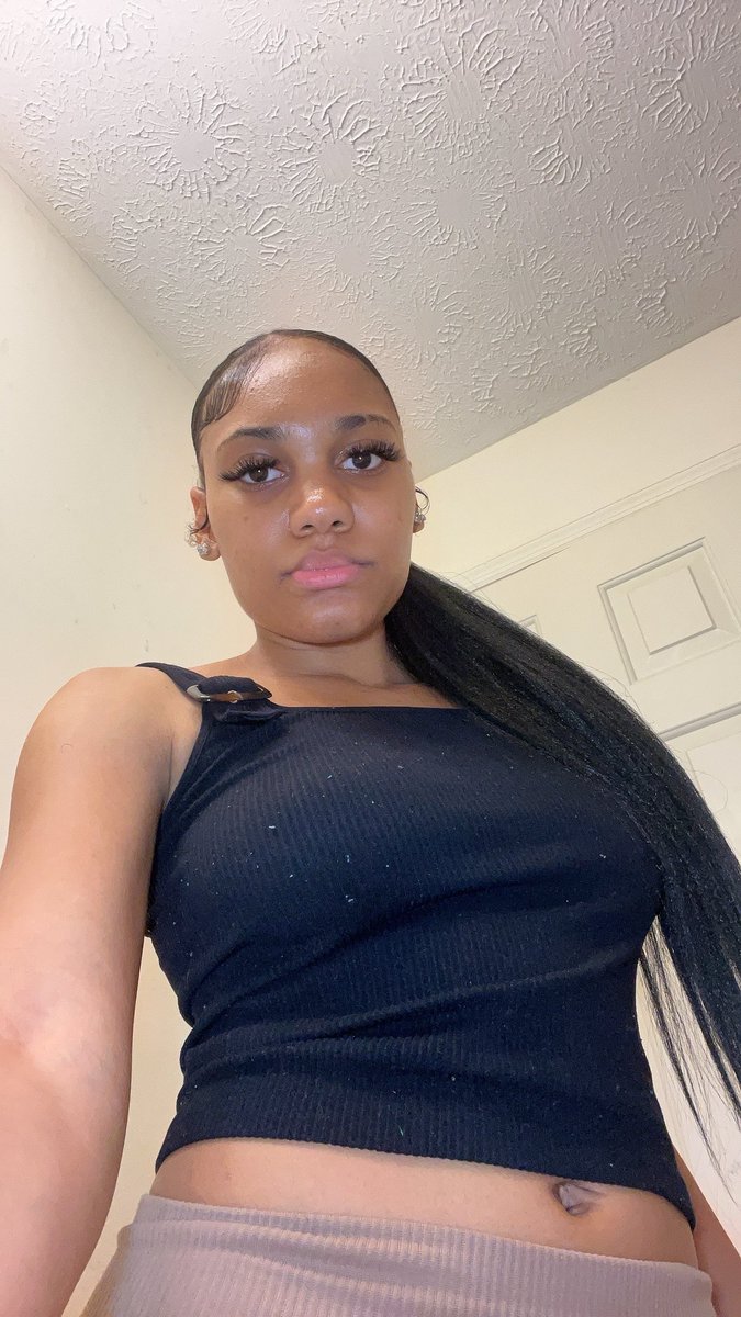 Let me be your stress relief 🫦