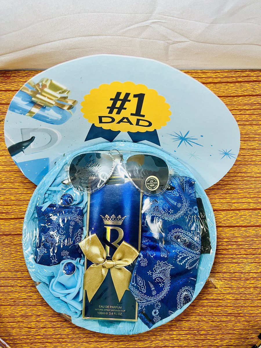 KavviesKreation's tweet image. Celebrate the most stylish man in your life with a gift that’s bold, refined, and perfectly curated for Father’s Day!

#DapperDad #FathersDayGifts #GiftForHim #StylishDad #KavviesKreativeKollections #CelebrateDad #MensStyle #FatherhoodInStyle #GiftForDad #FathersDayGiftIdeas