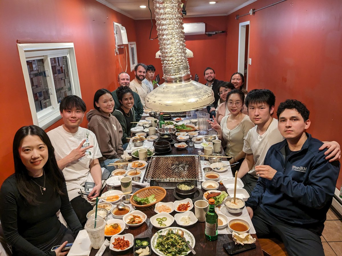 JuanAlvarezDom's tweet image. Good things come in two's: celebrating couple graduates, grants, preprints.. Couldn't have imagined a better team of mavericks!