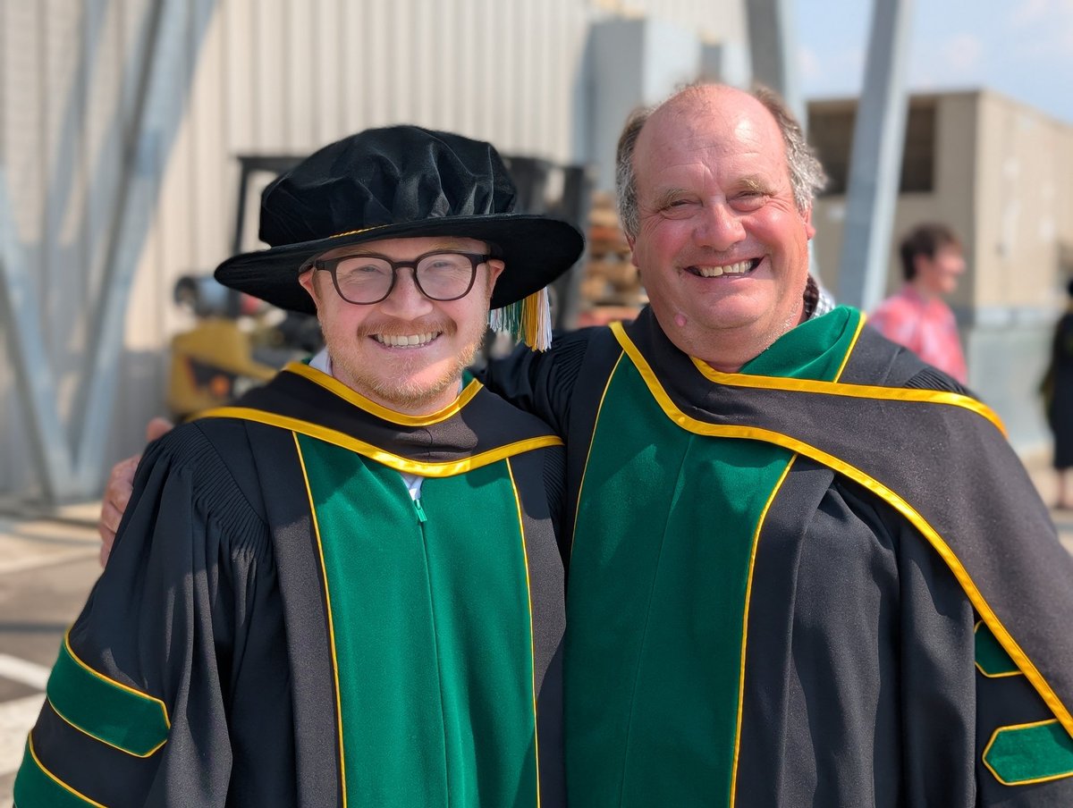 Blake Weiseth (@blake_weiseth) on Twitter photo Thankful for the opportunity to walk across the convocation stage this afternoon. During my grad studies, I couldn't have asked for a better mentor than my PhD supervisor Dr. Jeff Schoenau!
<a href="/agbiousask/">USask AgBio</a>
<a href="/usask/">U of Saskatchewan</a> Thankful for the opportunity to walk across the convocation stage this afternoon. During my grad studies, I couldn't have asked for a better mentor than my PhD supervisor Dr. Jeff Schoenau!
<a href="/agbiousask/">USask AgBio</a>
<a href="/usask/">U of Saskatchewan</a>