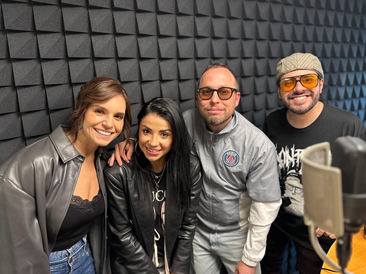 ¡Es momento de la entrevista con <a href="/Ferka/">MariaFernandaQuiroz💜</a> 😎! Camineros, no se pierdan la platica en #LaCaminera con <a href="/taniarin/">Tania Rincón</a>, <a href="/fran_hevia/">Fran Hevıa | El Novio de América</a> y <a href="/Fer_Gay/">FER GAY</a> 🤯 En el 104.9 FM 📻