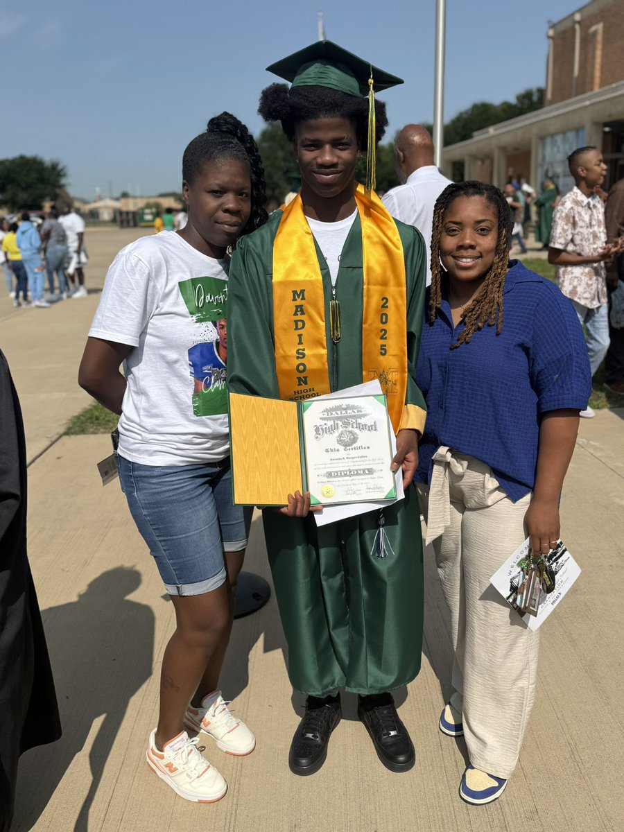 1dhawk's tweet image. Beyond proud 💕I DID IT #LONGLIVEMYPEOPLE