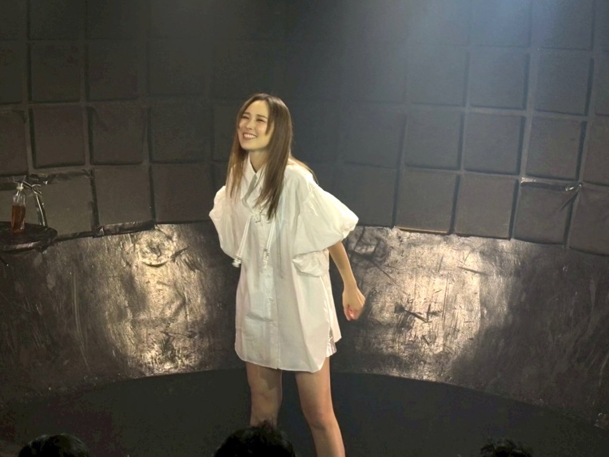 月1回開催の「ミーグリLIVE」歌＆チェキ会LIVE📸🎤 昨日はリクエスト