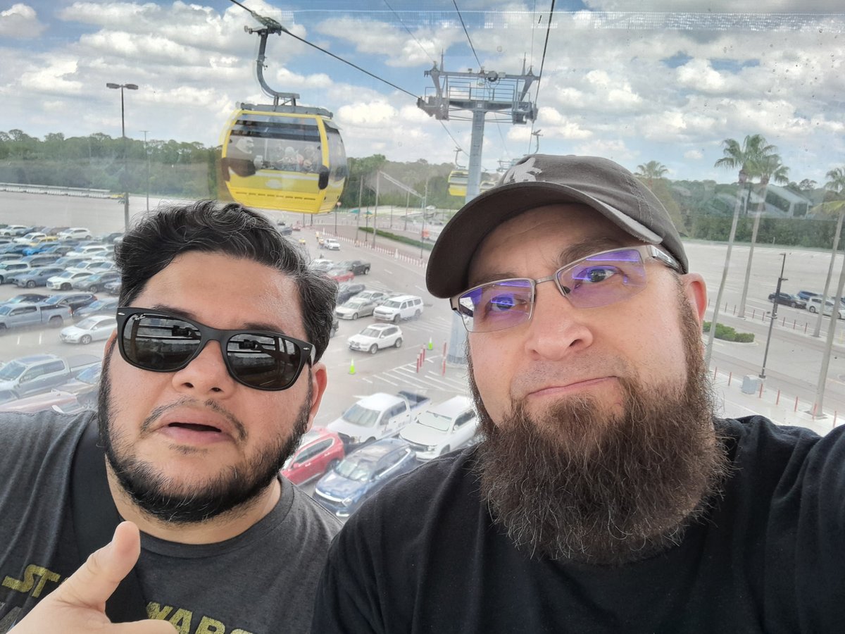 BrainyPixel tweet media