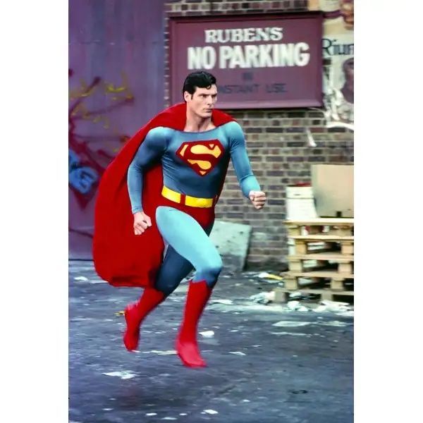 SupermanHomepge's tweet photo. #DidYouKnow today is #NationalRunningDay. https://t.co/EQG7JvosH2