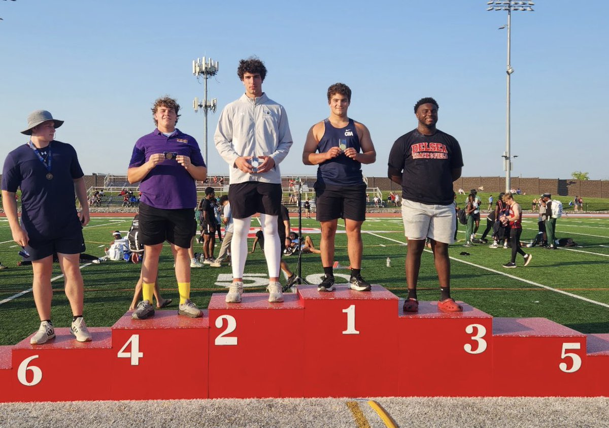 KlavXc's tweet photo. Congratulations to Joe Seib on his 4th place finish in shot put at the Meet of Champions! Joe threw 62’4.25” to conclude his senior season. Off to Cornell! @LenBardsley @SRHSNJ @StRoseAD @SRHSXC https://t.co/mYCbarMH3b