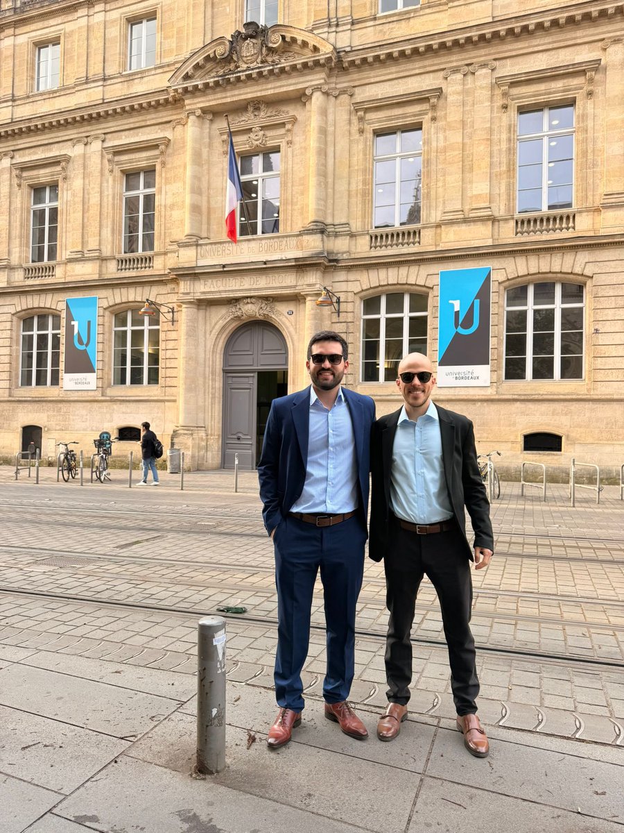 jperrone93's tweet photo. Primer día del congreso de @CIELOlaboral donde tuve la oportunidad de presentar mi trabajo sobre negociación colectiva y trabajo autónomo.

Siempre es un placer participar en este gran evento académico con grandes amigos y colegas. https://t.co/Mq85EA4MN5