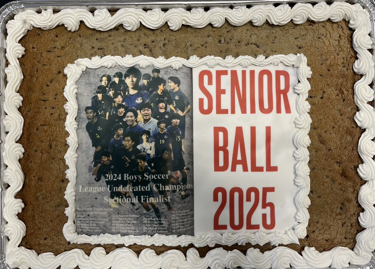 tgavan09's tweet photo. Keio tradition is to play a “Senior Ball” game so that the seniors get to play in their uniform one last time with their teammates. We gifted them with a game jersey, ball signed by the team, &amp; Varsity letter. 

We will miss our guys but they will be remembered! #legacy https://t.co/gBH4Ezslcw