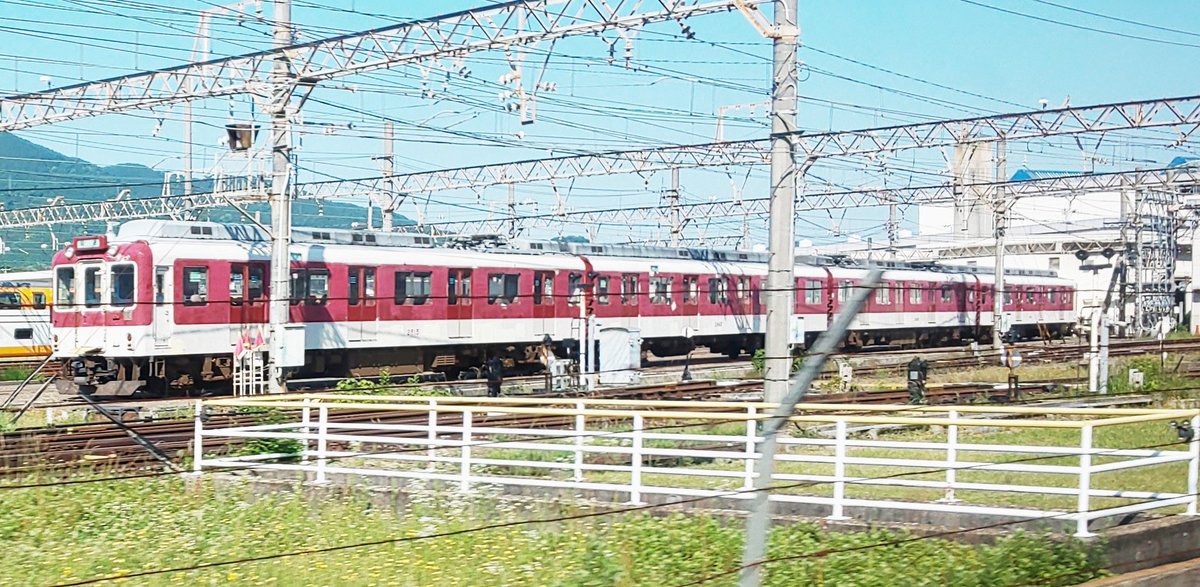 EZ3R0dzxazjI4B7's tweet photo. 2800系の2815F(AX15)
五位堂入場中

＃近鉄 ＃五位堂 ＃2800系 ＃AX15 https://t.co/W3vLjc0RxO