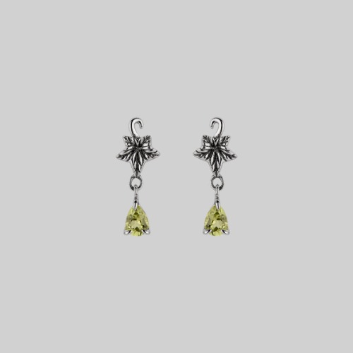 I just received FERONIA. Ivy Leaf Peridot Stud Earrings - Silver | Silver / Pair from Charlotte via Throne. Thank you! throne.com/pumpkaamy #Wishlist #Throne