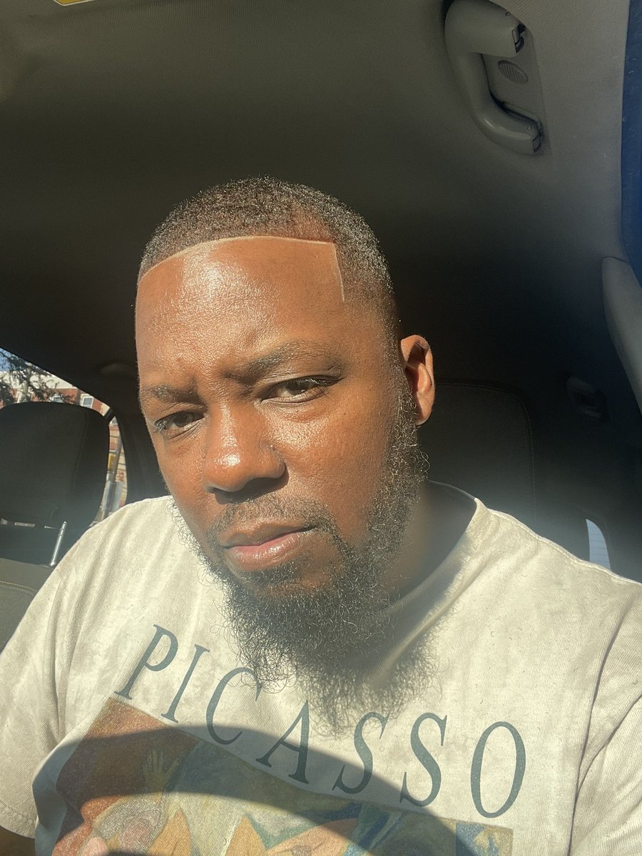 BUCKET.🗣️ (@timeismoneytim) on Twitter photo 