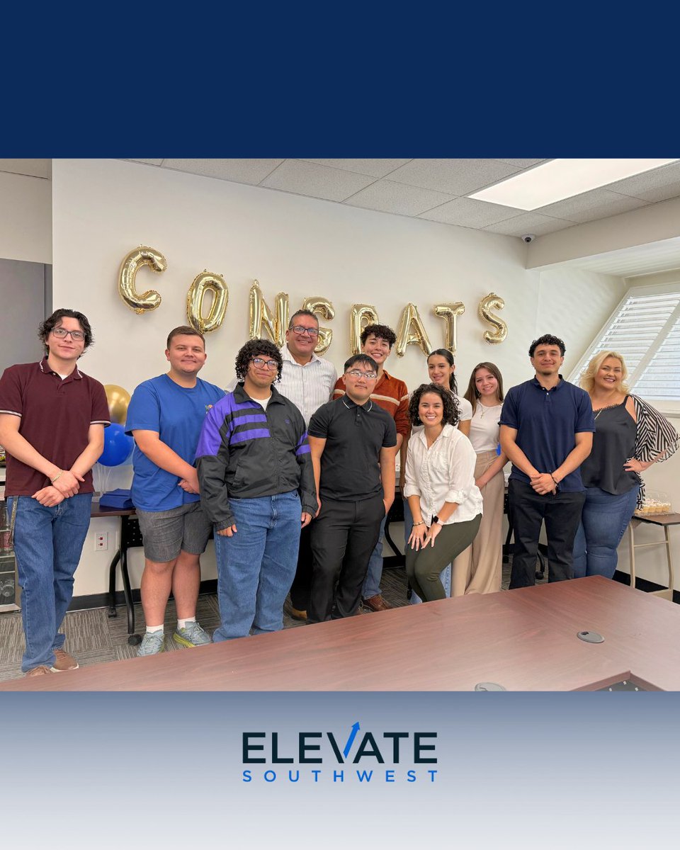 ElevateSW's tweet image. 🎉 We celebrated our Spring 2025 STEM interns last Friday!

Big thanks to all the industry partners who provided hands-on experience and mentorship.

📈 50% of interns received job offers by the end of the semester! 
#ElevateSouthwest #STEMInternships #WorkforceDevelopment