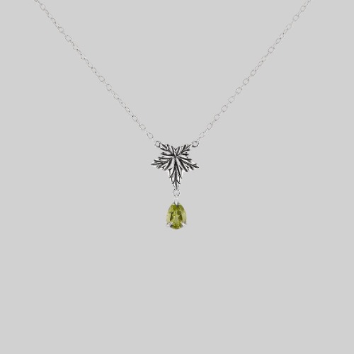 I just received FERONIA. Ivy Leaf Peridot Drop Necklace - Silver | Silver from ruinationawakens via Throne. Thank you! throne.com/pumpkaamy #Wishlist #Throne
