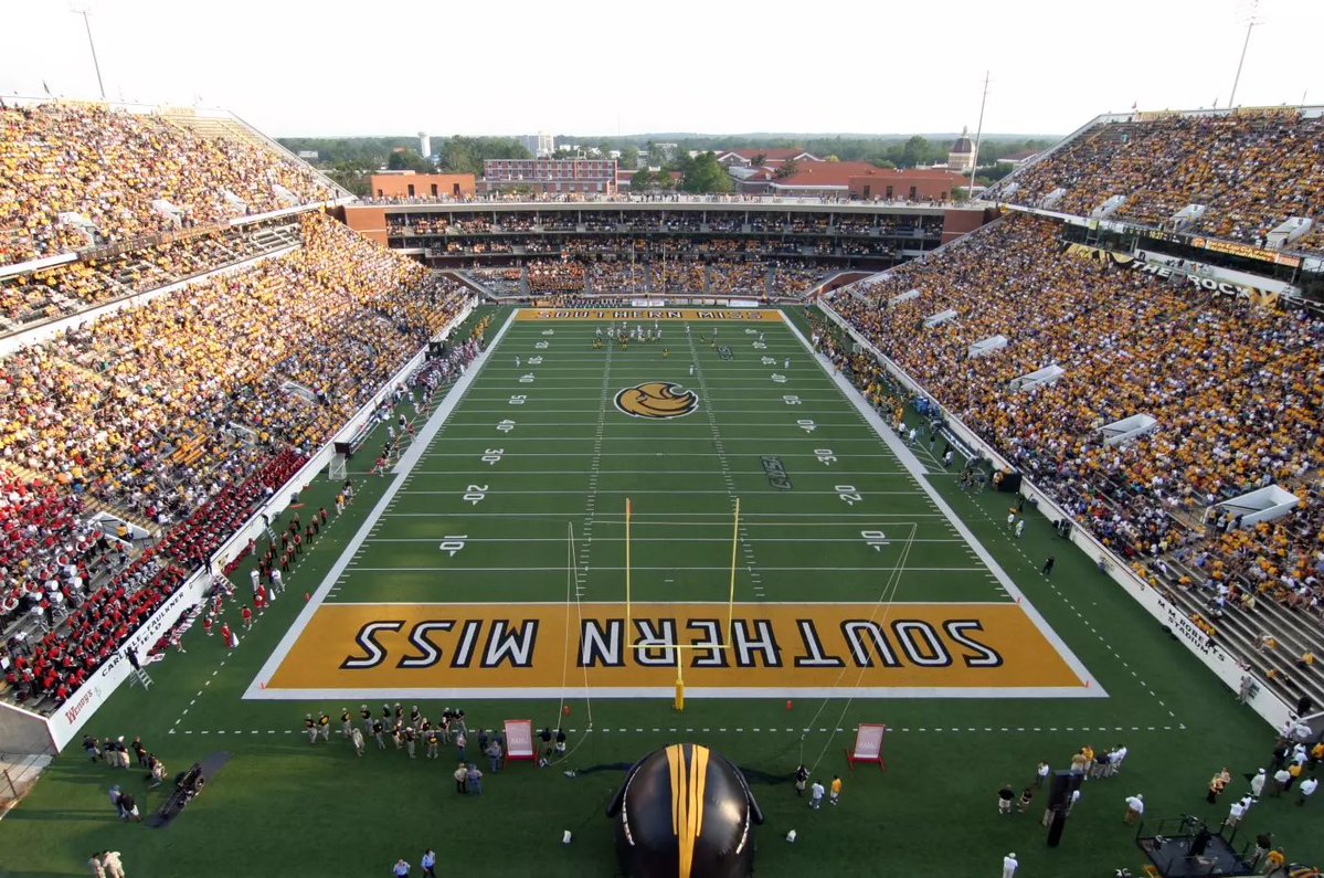 Levi Perlstein 26’ (@leviperlstein26) on Twitter photo I'll be in Hattiesburg tomorrow for the Southern Miss mega camp!
<a href="/CoachHuff/">Charles C. Huff</a> <a href="/Reed5G/">Reed Grable</a> <a href="/Dbowman85/">Dominique Bowman</a> I'll be in Hattiesburg tomorrow for the Southern Miss mega camp!
<a href="/CoachHuff/">Charles C. Huff</a> <a href="/Reed5G/">Reed Grable</a> <a href="/Dbowman85/">Dominique Bowman</a>