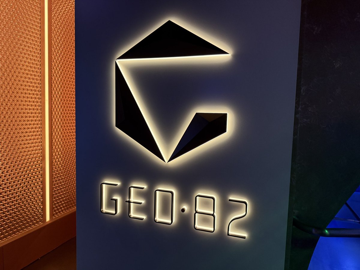 Cheers to the magic of possibility! 🍻 #EPCOT