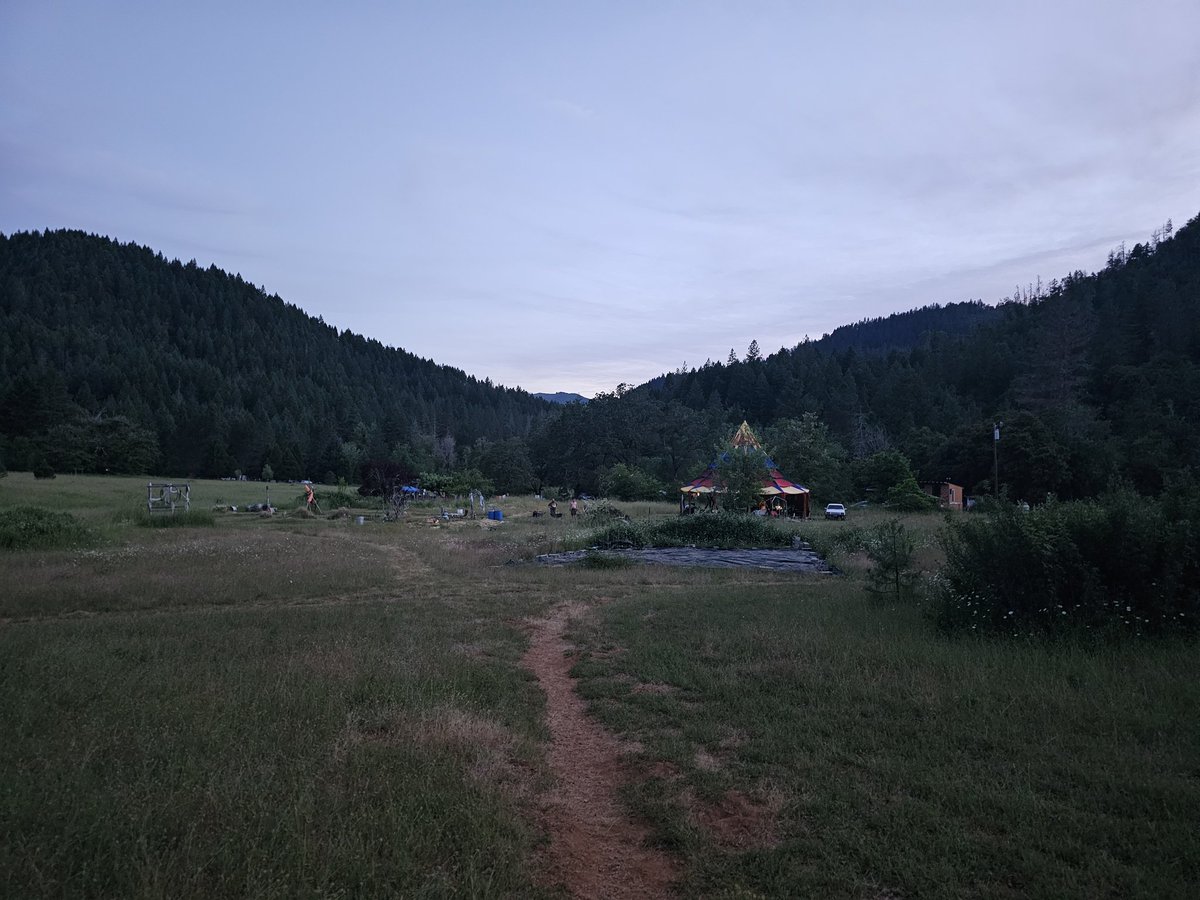 ZaxxAttaxby's tweet image. Radical Faerie Sanctuary - PDX PAH pup/creatures camp event was amazing
Learning more about the history of queer culture, the sanctuary, and finding a sense of community felt really validating and spiritually invigorating.