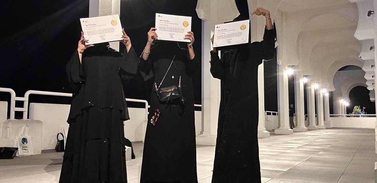 Rhf_CS's tweet image. النجاح ما كان لحظة، كان رحلة… والرفاق هم أعظم تفاصيلها 🤍