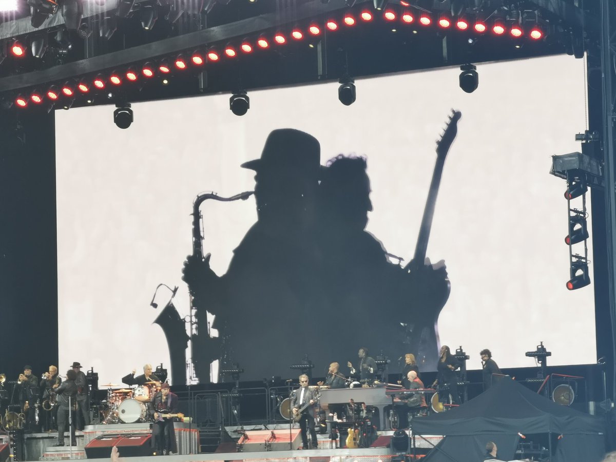 Neil Lawton tweet media