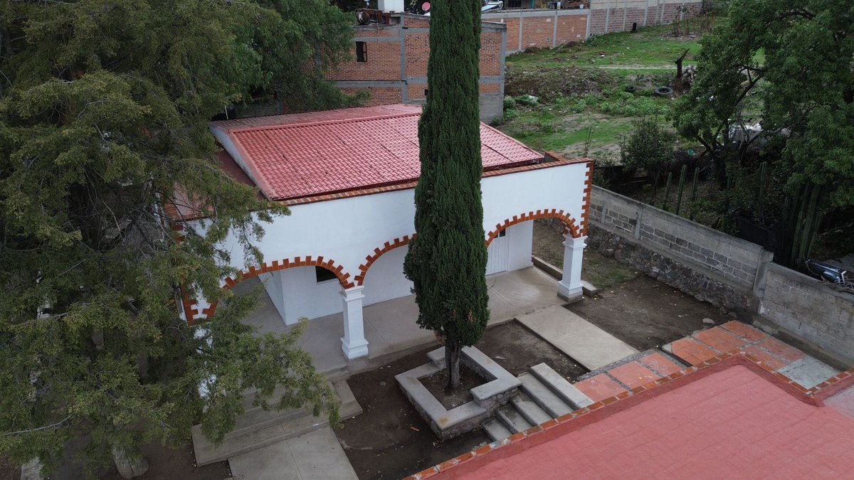 #Tepotzotlán  La Presidenta Municipal de Ma. De los Angeles Zuppa Villegas “Gely” al inaugurar la Casa para la Tercera Edad “Rayito de Luna”, en #CañadaDeCisneros .
📷semanariomiespacio.com/.../tepotzotla…