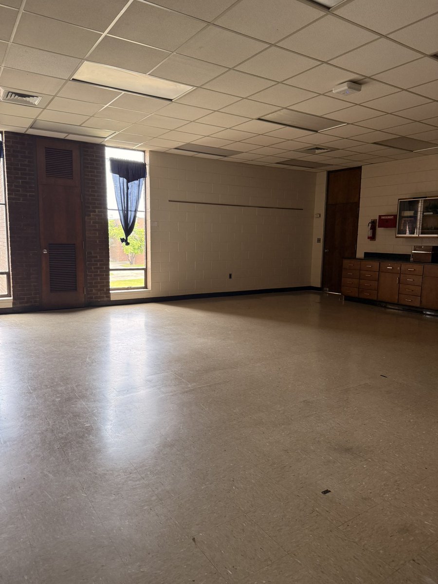 Mr. Smith tweet media