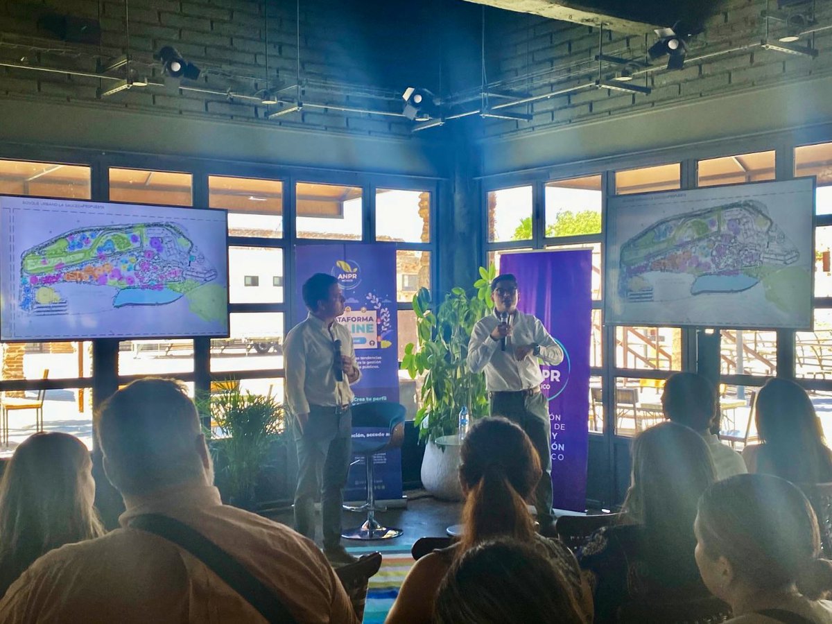 Aprender para transformar nuestra ciudad 🌳🌵

Integrantes de la #RedHCV acudimos a la jornada de capacitación impartida por <a href="/ANPRMexico/">Asociación Nacional de Parques y Recreación</a> , la cual nos permitió aprender de especialistas buenas prácticas para mejorar parques y espacios públicos.