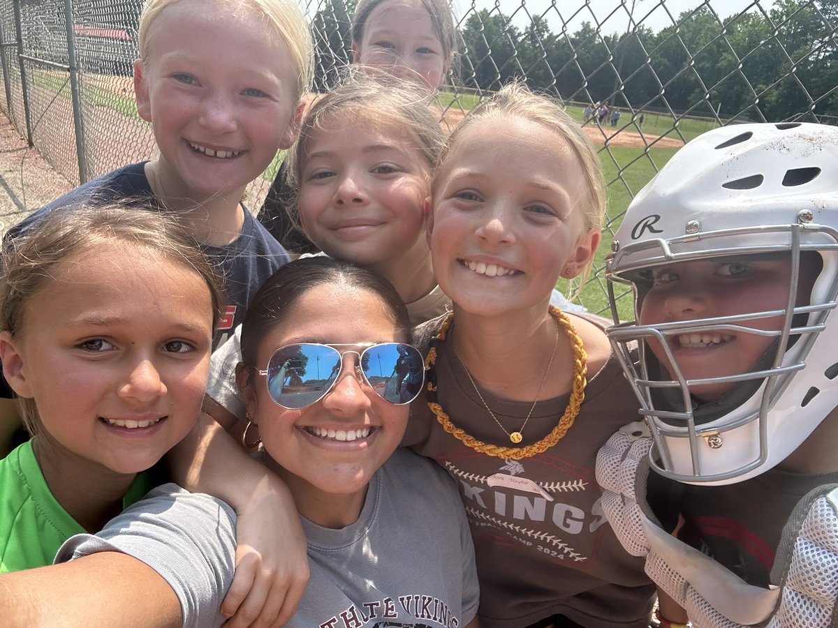 Savannah Chitnis 2027 (@savannahchitnis) on Twitter photo Had a blast these past three days being a camp counselor at <a href="/NGHSVIKINGSB/">Northgate High Softball</a> camp!! I loved having the opportunity to share my knowledge of pitching with an amazing group of kids! Nothing is better than watching little girls fall in love with the game the same way I did. Had a blast these past three days being a camp counselor at <a href="/NGHSVIKINGSB/">Northgate High Softball</a> camp!! I loved having the opportunity to share my knowledge of pitching with an amazing group of kids! Nothing is better than watching little girls fall in love with the game the same way I did.