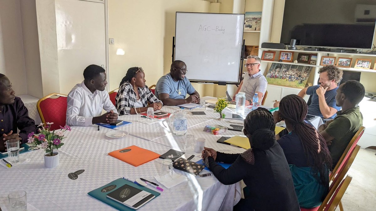 weareElementum's tweet photo. From vision to action—these leaders aren’t just dreaming, they’re doing. Cheers to Kenya’s change-makers! 🥂✨ Our team had the opportunity to be with campus ministry leaders this week in Kenya. We are so excited about what God is doing in East Africa! https://t.co/QsQv0wit97