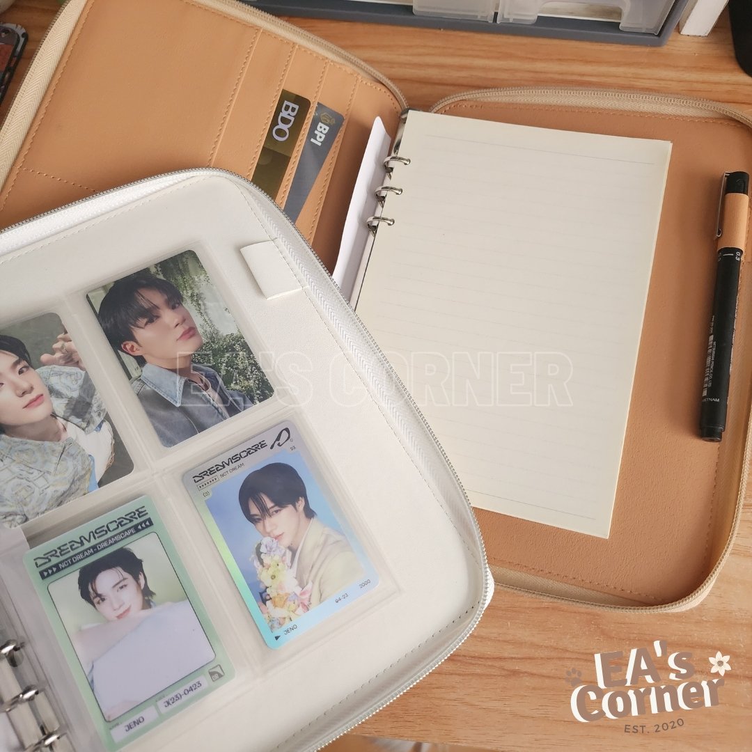 EAsCornerGlobal's tweet photo. #EAC_Updates : NEW PRODUCTS 🎉 

WTS LFB PH 

A5 Standard PU Leather Zipper Binder ✨️
— available in 5 colors
— with side pockets
— can be used as kpop binder or notebook

Order now on Shopee:
Malaysia : https://t.co/5DvY8rzuaW
Singapore : https://t.co/HNe8Rv3Q2F
.
#pasarkpop https://t.co/vqkkM9QVZk