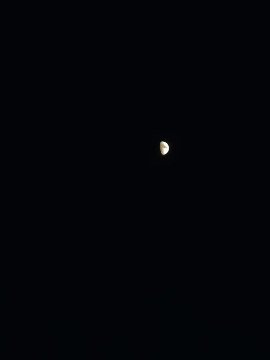 Everyone of us are human and we all come with our mistakes and imperfections, but with any wrong that has come across your way from my end, may you please forgive and may you add me on to your duas cause likewise, you will {all} be in mine.

*Arafah moon 🌓