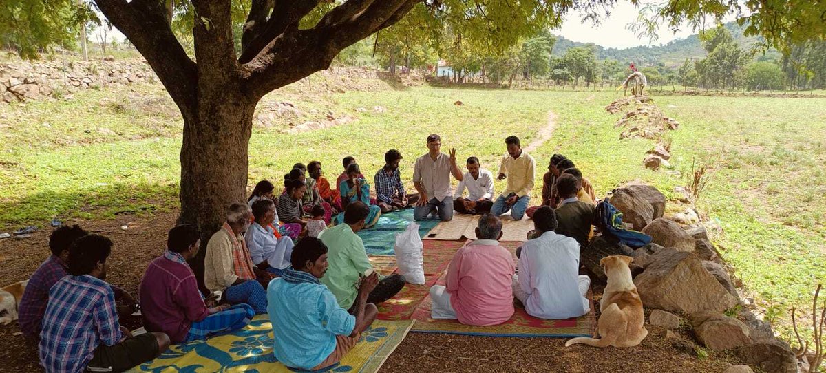 On May 21st, the IKYATHE team held an Arogya Samvada session on nutrition in Asthuru, Ponnachi.
Local community leaders and members came together to reflect on food practices—how traditional diets are shifting, and what that means for health and wellbeing. We also spoke about