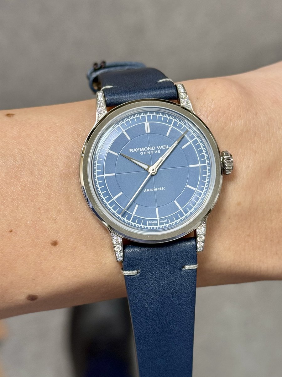 ちひろ✳︎オーダーページ セール】アシメヘムドロストカットソー 327076（Tシャツ