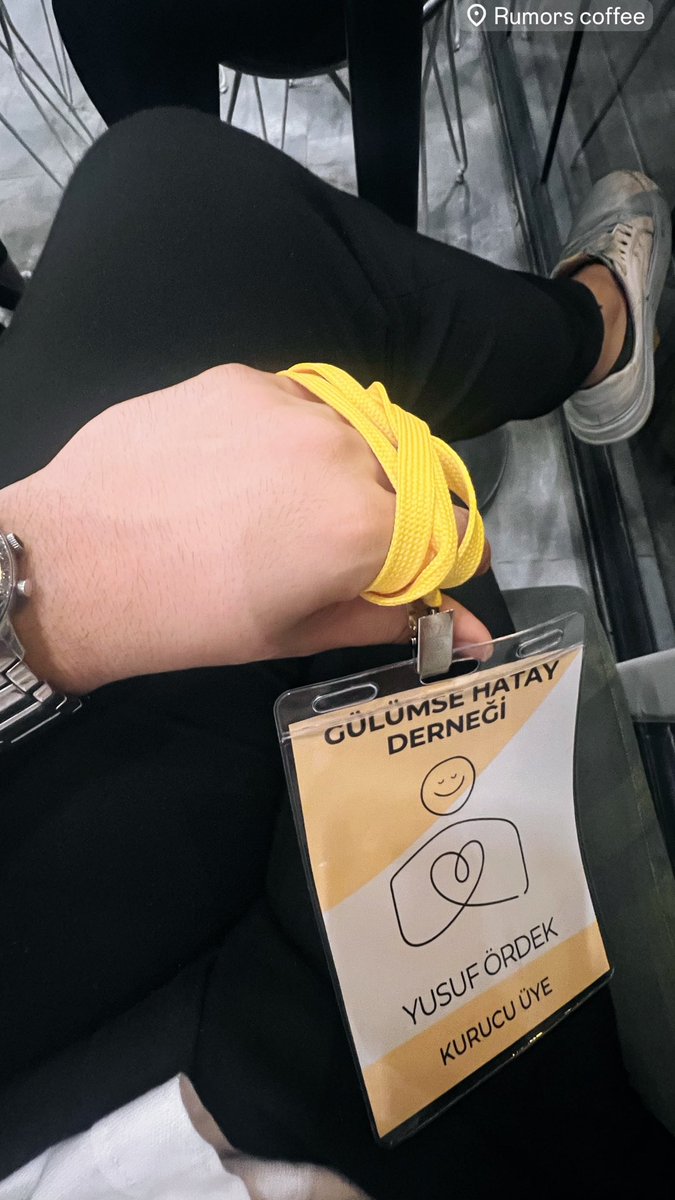 yusufrdk's tweet photo. Günaydın, Güzel bir bayram sabahı ee hadi hatayda ki çocukları gülümsetmeye başlayalım 🥰 🥰 https://t.co/ugW24GqsGh