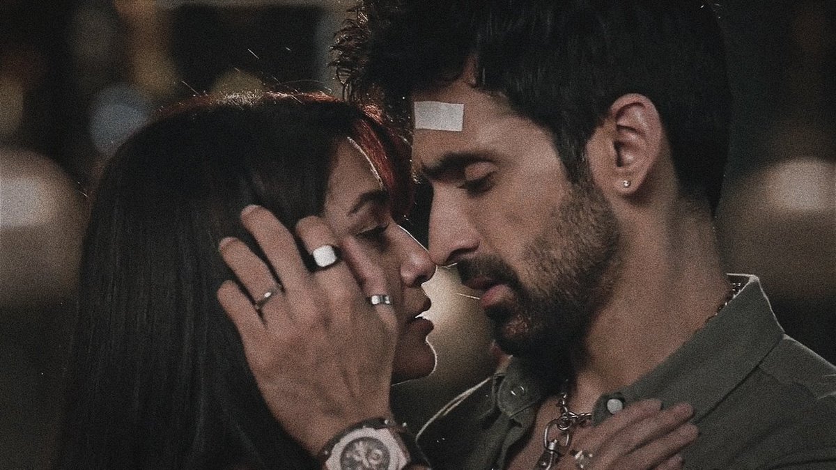 ❥𝑺𝒆𝒋𝒂𝒍 tweet media