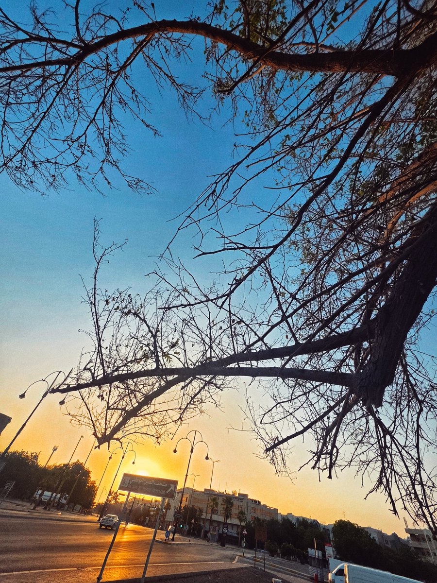 aielsarmiento's tweet photo. Post Night Duty: Happy Global Running Day! 🏃‍♀️🌍

 (pahabol absent sa event, call of duty)

#alain #ERLife #whenits5am #thursdaythirstday https://t.co/rMFmoaHVyP
