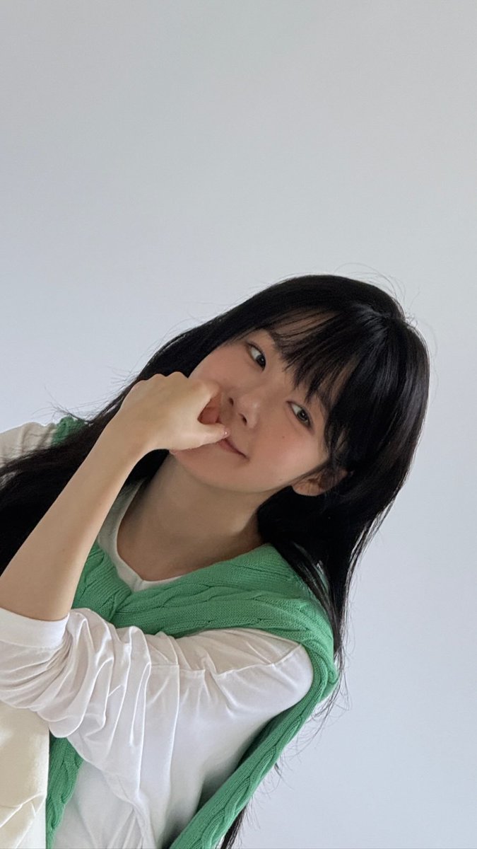 채빈 tweet media