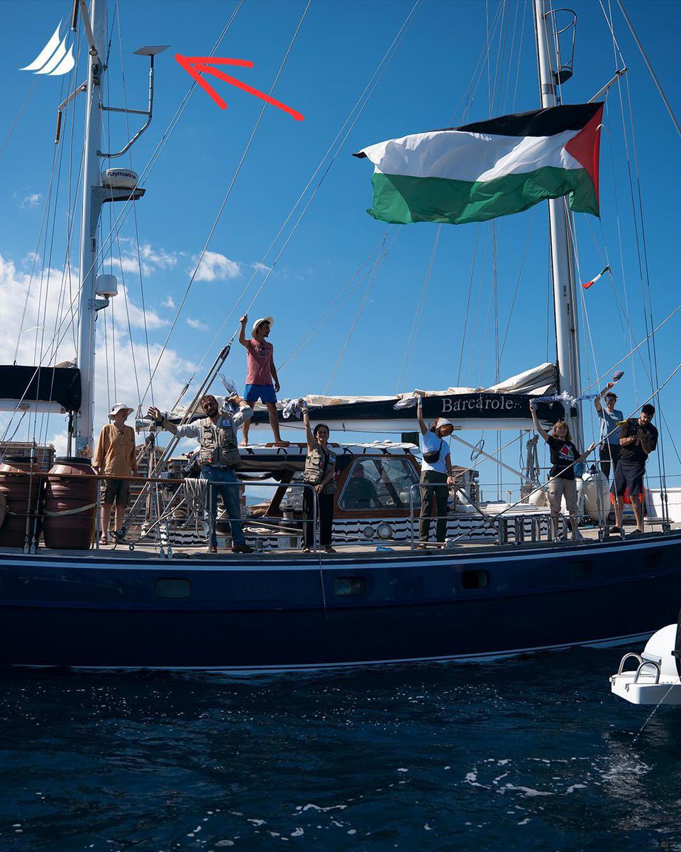Phil (@philisme) on Twitter photo Je trouve cela cocasse que le bateau <a href="/GazaFFlotilla/">Freedom Flotilla Coalition</a> dans lequel se trouvent <a href="/RimaHas/">Rima Hassan</a> et <a href="/GretaThunberg/">Greta Thunberg</a> soit connecté à internet (au large) par un système Starlink Maritime de <a href="/elonmusk/">Elon Musk</a> 😅
Elles semblent bien apprécier la connexion internet en pleine mer 😁 Je trouve cela cocasse que le bateau <a href="/GazaFFlotilla/">Freedom Flotilla Coalition</a> dans lequel se trouvent <a href="/RimaHas/">Rima Hassan</a> et <a href="/GretaThunberg/">Greta Thunberg</a> soit connecté à internet (au large) par un système Starlink Maritime de <a href="/elonmusk/">Elon Musk</a> 😅
Elles semblent bien apprécier la connexion internet en pleine mer 😁
