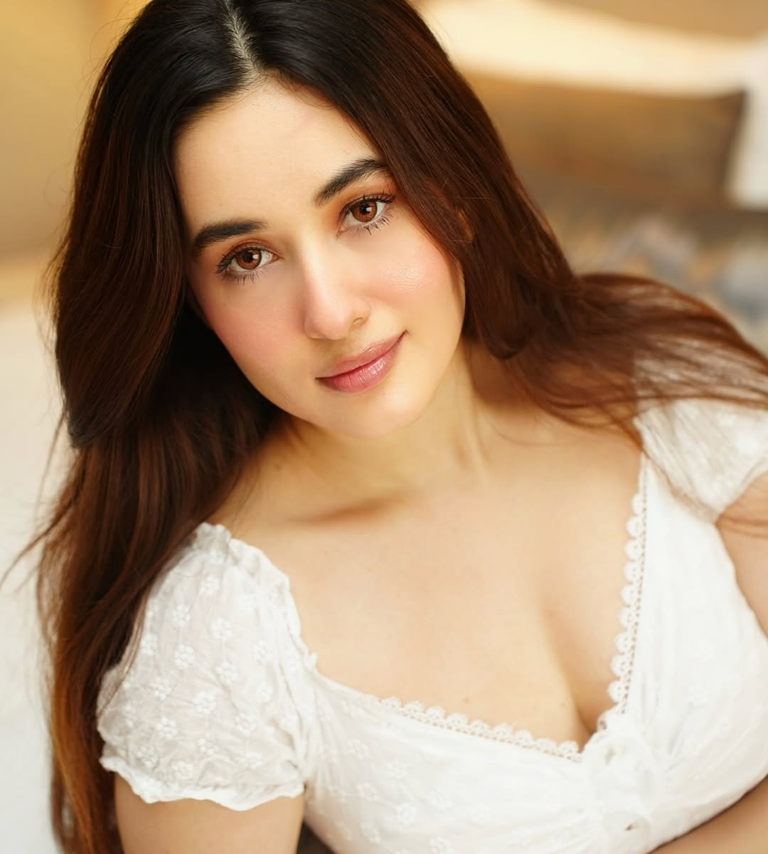 Gsp9AJSboAElSud?format=jpg&name=medium