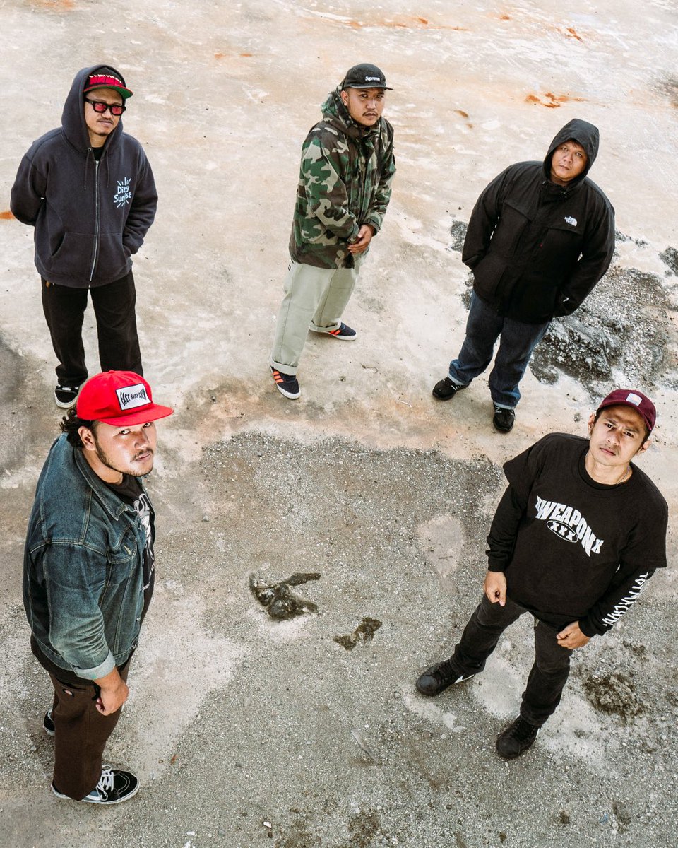 𝔥 𝔬 𝔩 𝔡 tweet media