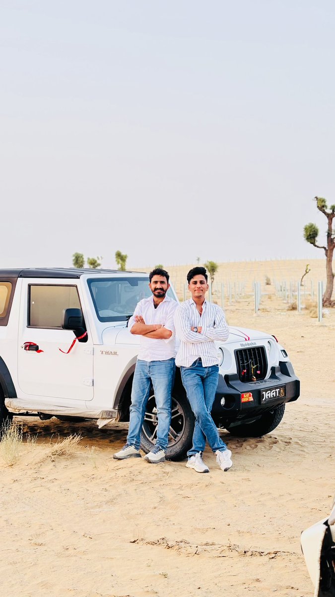 किसी को हराने का शोक नहीं,
        बस आगे 'बढ़ने' का जनून हैं !!