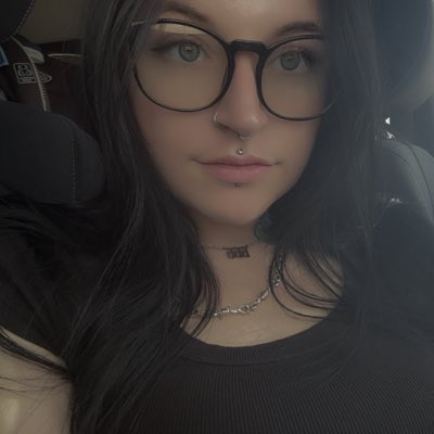 _Jes__Jes_'s tweet photo. #NewProfilePic https://t.co/Br85TXk1wW
