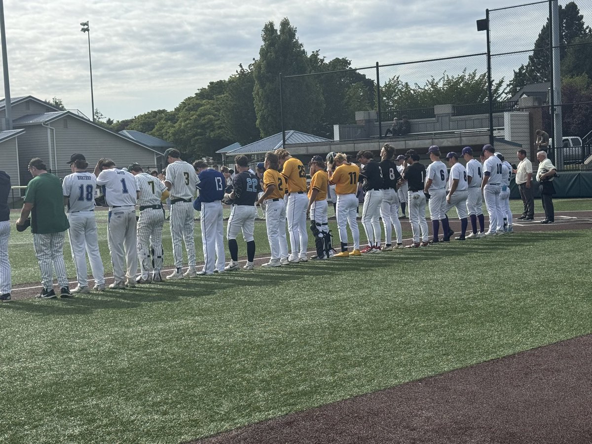 2025 NW Feeder All Star game underway in Anacortes. 

Seniors from Anacortes, Burlington-Edison, Sedro-Woolley and Mount Vernon playing tonight and representing Skagit County!
