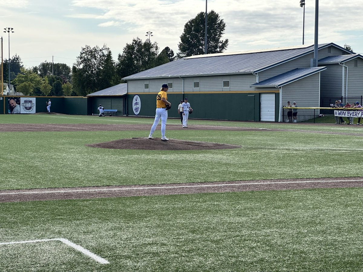 Skagit Preps (@skagitprep) on Twitter photo 